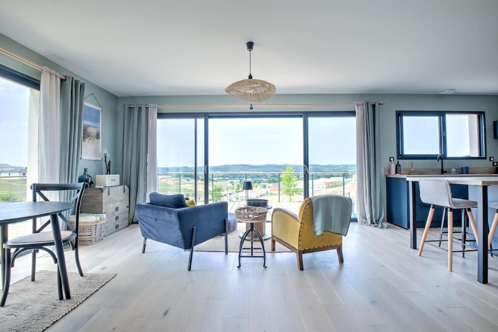 L'Elegante Confort, Clim & Vue Imprenable Bassillac ภายนอก รูปภาพ