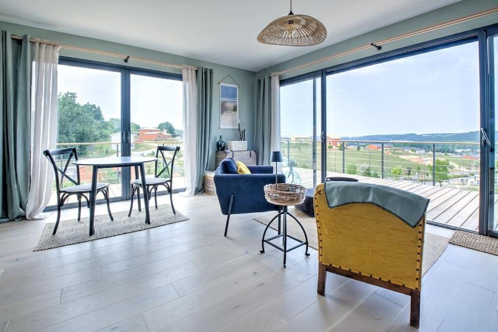 L'Elegante Confort, Clim & Vue Imprenable Bassillac ภายนอก รูปภาพ